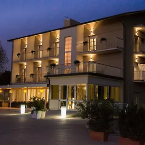 Hotel Infinity